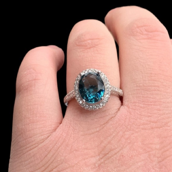 STERLING SILVER LONDON BLUE RING - Picture 7 of 9